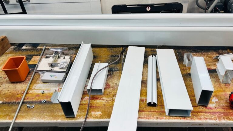 Cerramientos de Aluminio para Puertas Corredizas: Ventajas y Estilos