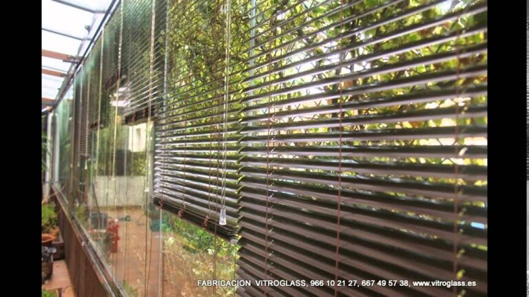 Instalación Rápida de Cortinas de Cristal: Eficiencia y Estilo