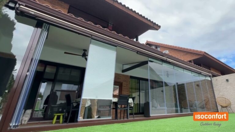 Transforma tu Espacio: Decoraci&oacute;n de Interiores con Cortinas de Cristal