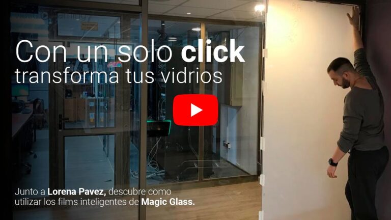 Creando Ambientes Conectados con Cortinas de Cristal